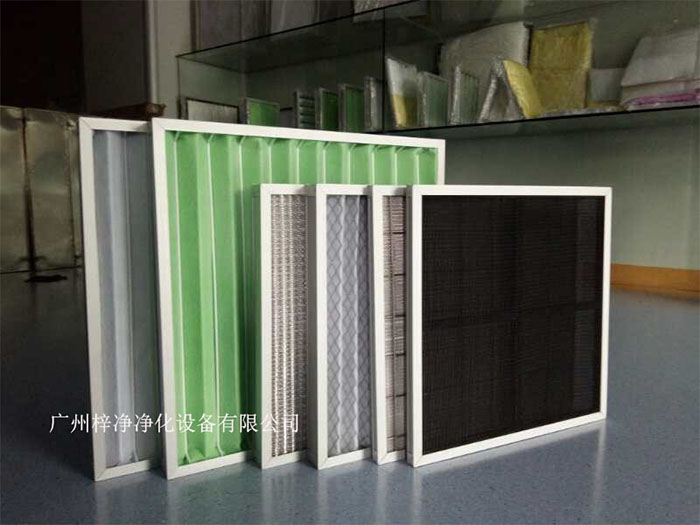 初效空气过滤器在洁净车间是许多高精度产业如半导体、药品制造、生物科技等不可或缺的生产环境。